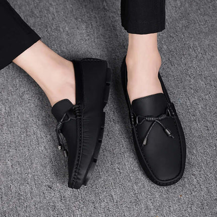 Carson Loafers - Men's premium leather loafers, slip-on design, formal style. Elegant black shoes for casual or formal occasions.