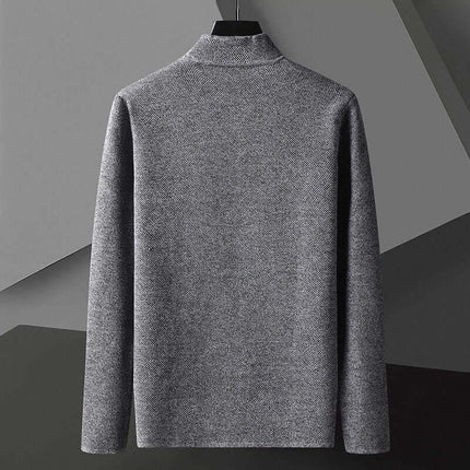 D’Avorio Knit Cardigan in grey, men's winter sweater highlighting cozy warmth and soft fabric, ideal for stylish layering during colder seasons.