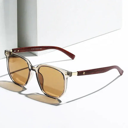 Lumen Retro Shades - UV protection sunglasses with wooden arms and scratch-resistant polarized lenses, perfect for stylish men's everyday use.