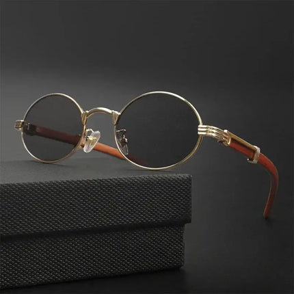 Monarch Shades UV protection sunglasses offer stylish, polarized lenses. Ideal for men's everyday use, driving, travel, and outdoor activities.