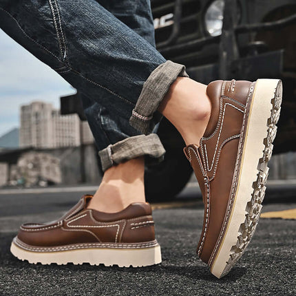 Monza Leather Loafers - Men's luxury slip-on formal shoes in cow leather with orthopedic comfort, showcasing elegant stitch detailing.