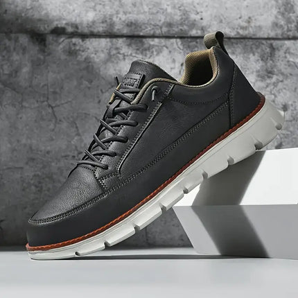 Torricelli Leather Sneakers - stylish men's casual sneakers with orthopedic support, perfect for travel and everyday wear.