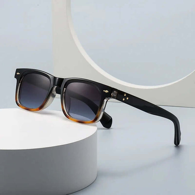 Veloce Classic Shades: UV protection sunglasses with polarized lenses for men, ideal for stylish everyday wear, driving, and outdoor use.